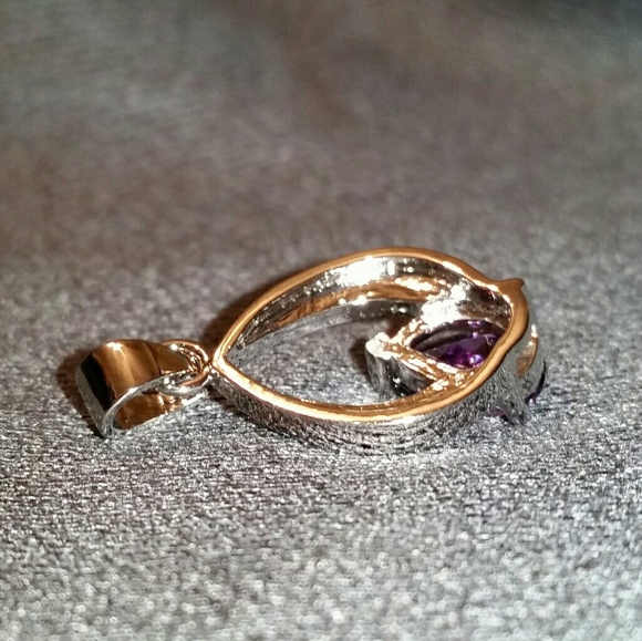 .925 Silver 2CT Amethyst & Blue Fire Opal Pendant - Picture 5 of 5